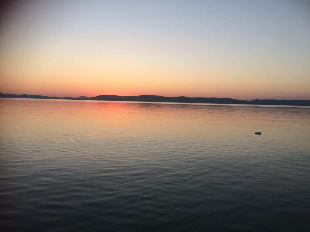 Lidó Társasnyaraló Balatonlelle Exterior foto