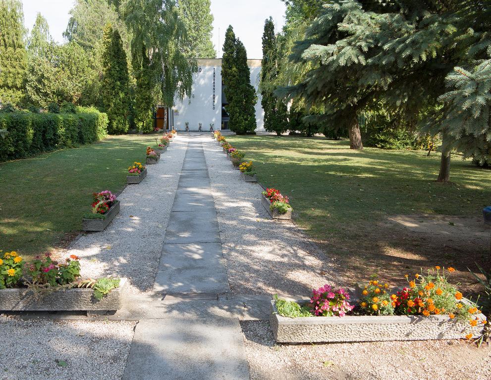 Lidó Társasnyaraló Balatonlelle Exterior foto